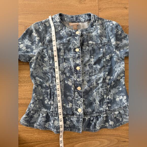 Chico’s Floral Denim Button Front Ruffle Hem Jacket 100% Lyocell Size 0 Small - Picture 7 of 12